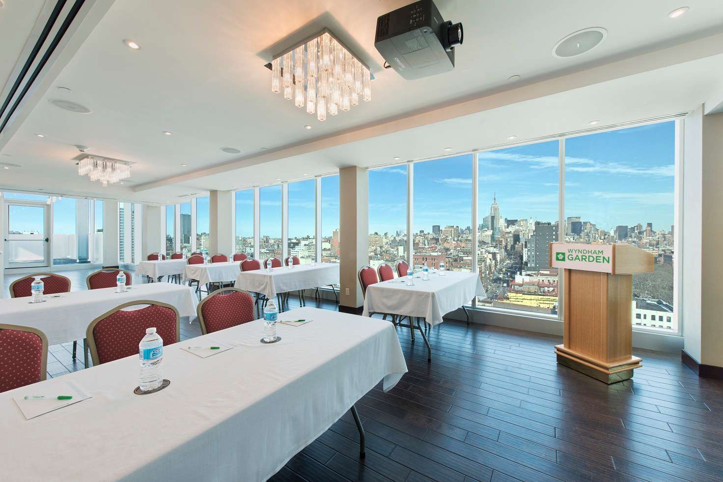 Wyndham Garden Chinatown Hotel 40/56