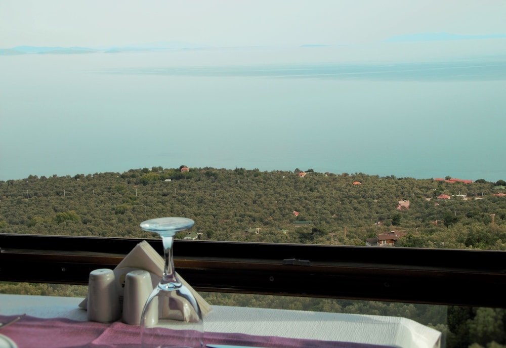 Assos Kartal Yuvasi Boutique Hotel 46/50