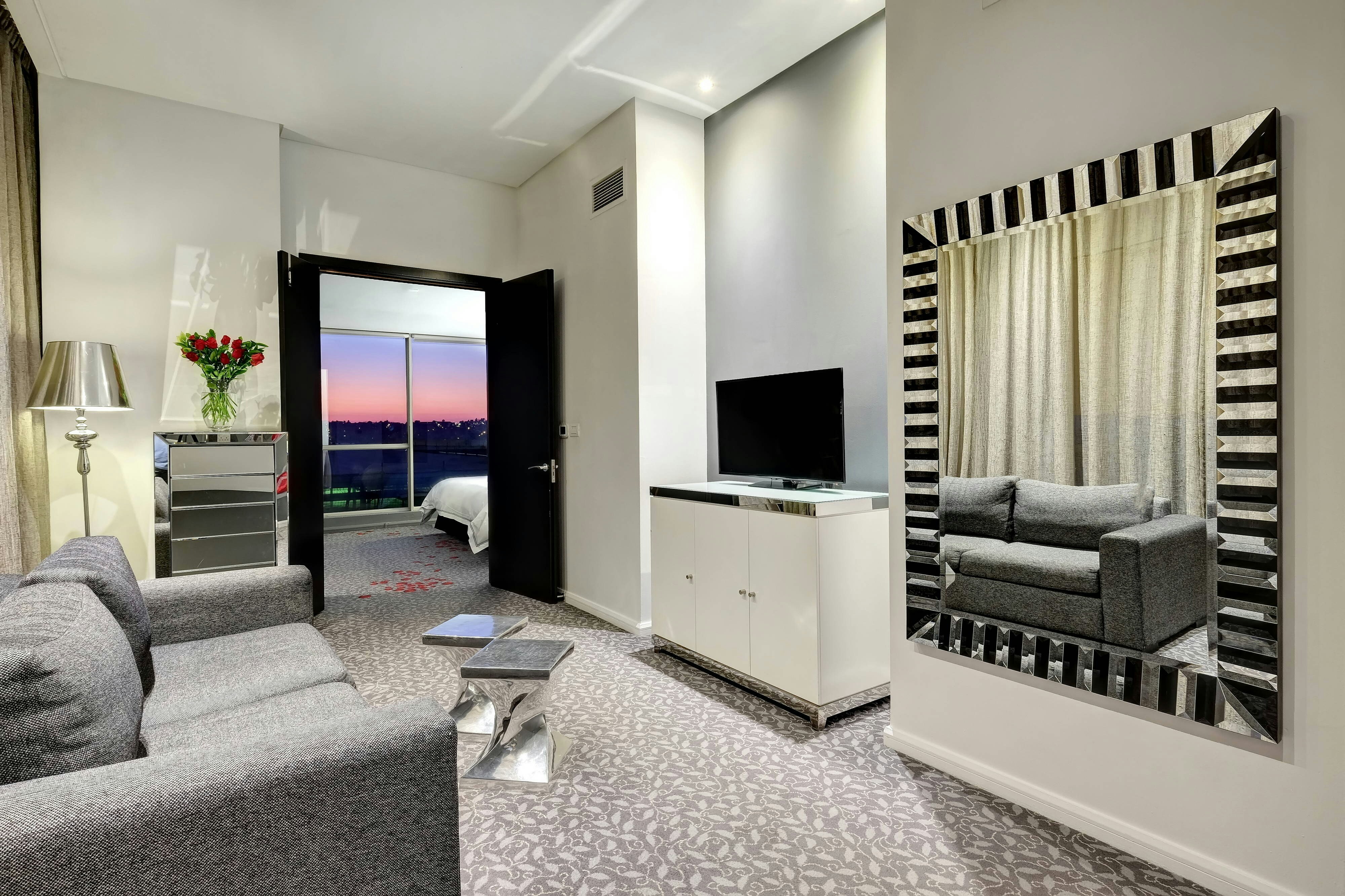 Protea Hotel Fire And Ice Johannesburg Melrose Arch 8/17