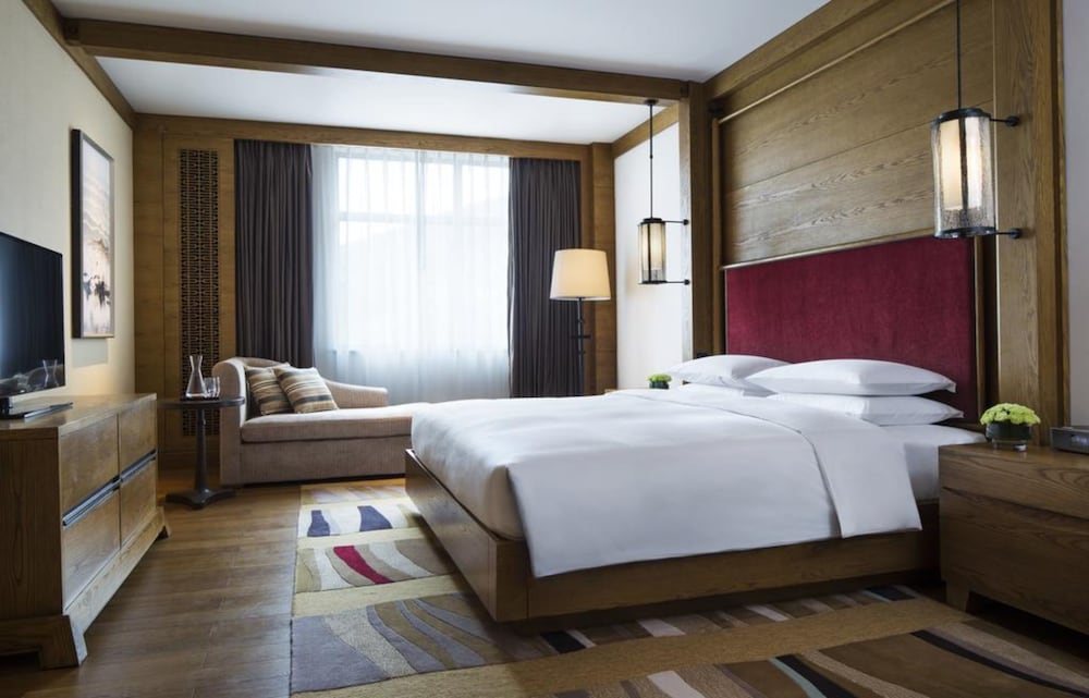 HYATT REGENCY CHANGBAISHAN 17/57