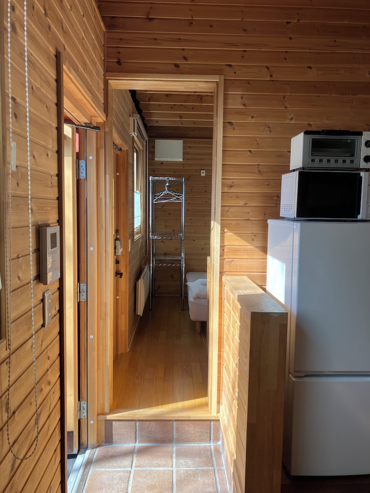 Brick House Furano 27/37