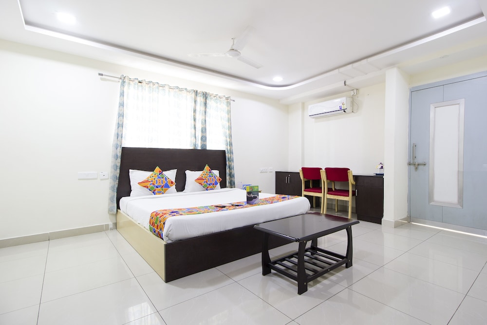 Fabhotel Siri Inn Madhapur 7/39