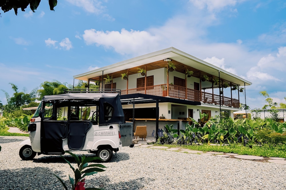 Cannatel Exclusive Hotel 38/50