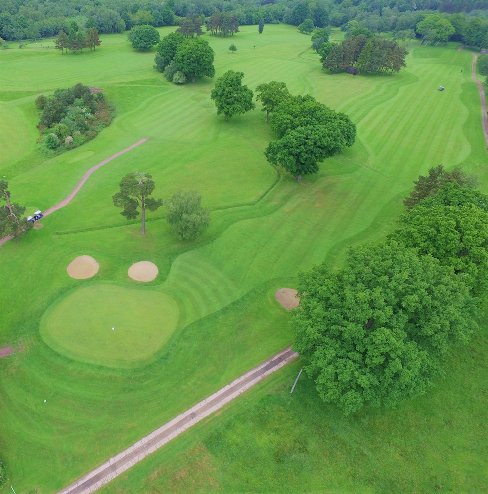 Cottesmore Hotel Golf & Country Club 25/40