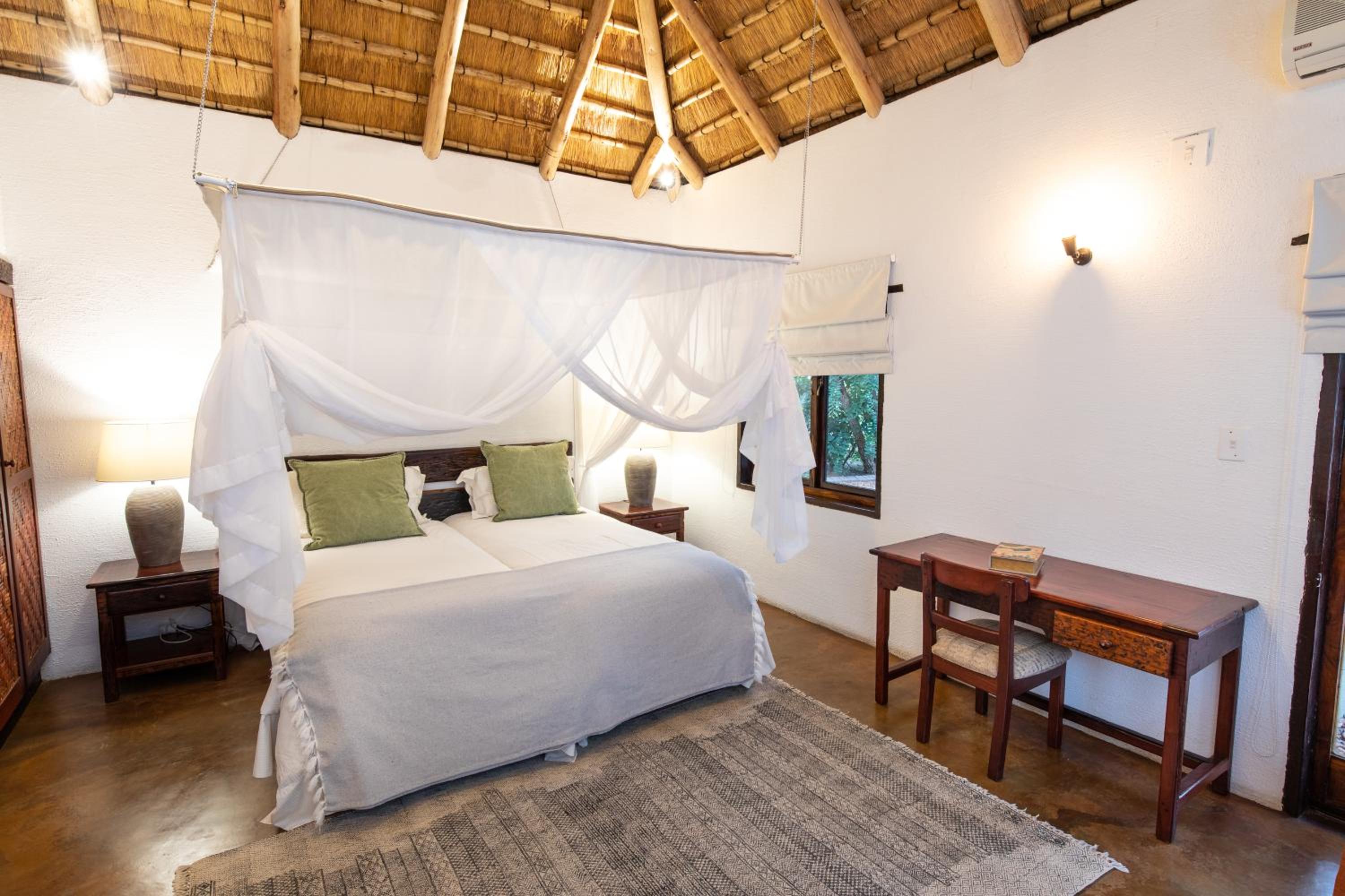 Kingly Bush Villa 5/36