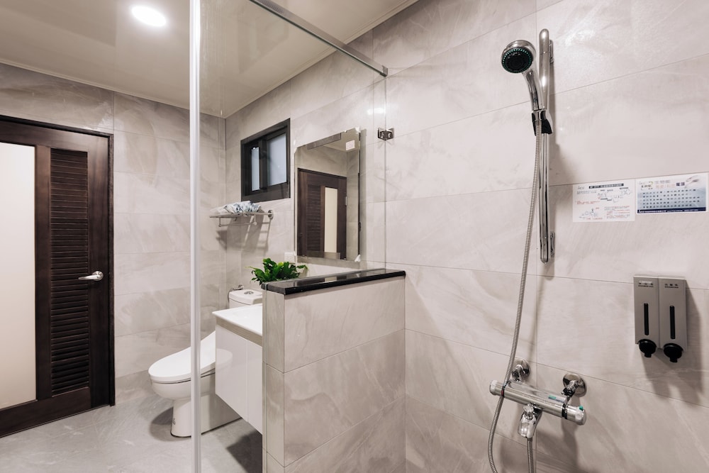 Zhuo Ye Cottage 45/50