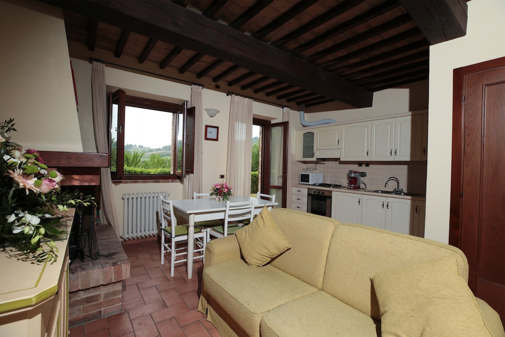 Il Castellaro Country House 46/71