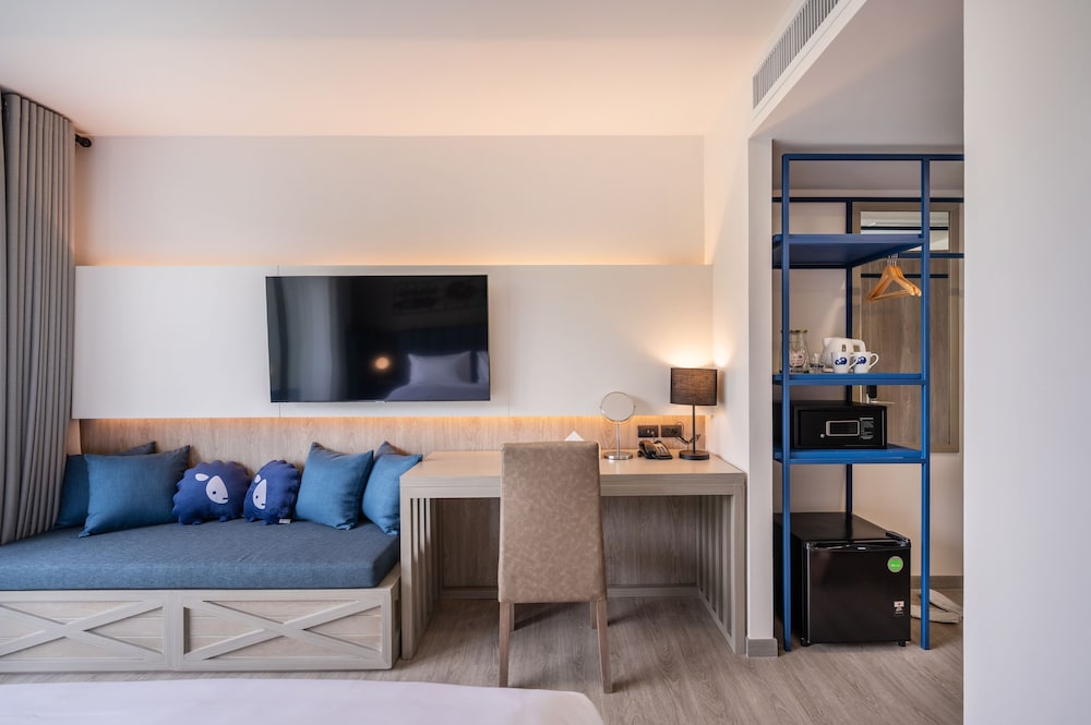 Kokotel Phuket Nai Yang 25/50