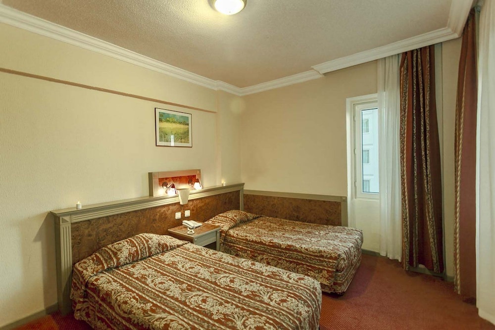 The Garden Beach Hotel 16/50