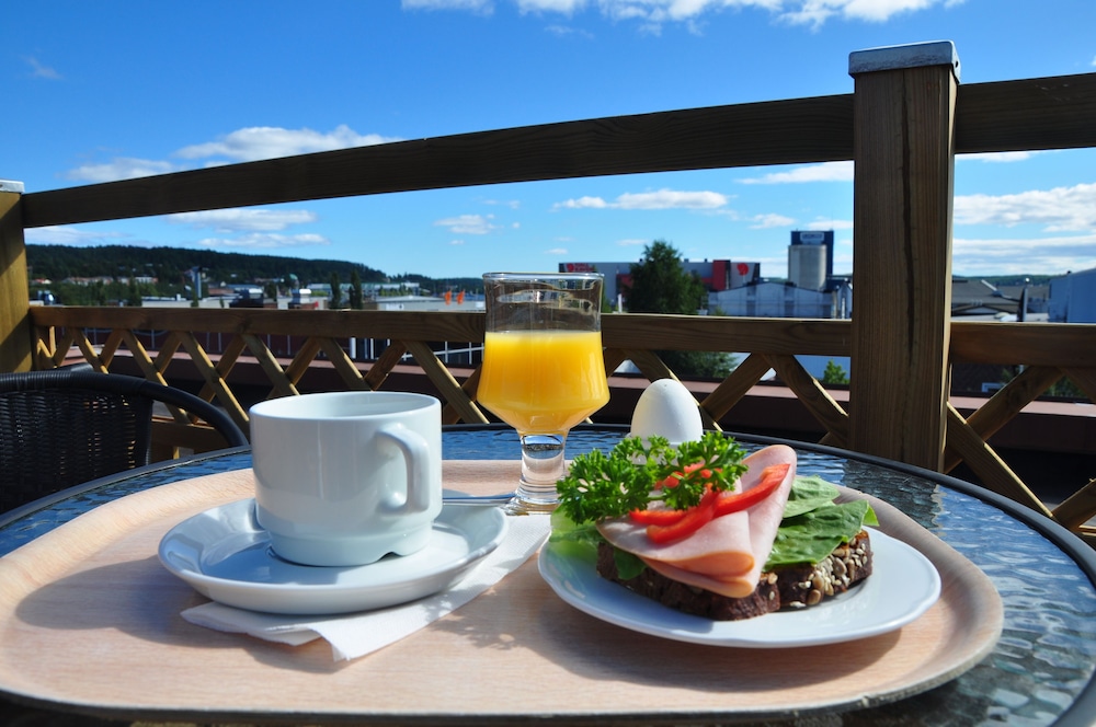 Strand City Hotell 35/50