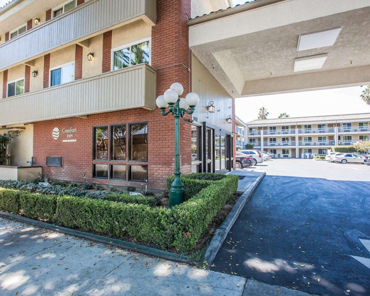 Hyland Inn near Pasadena Civic Center 6/40