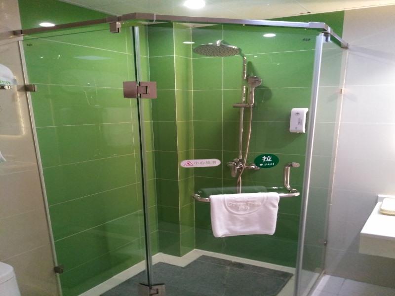 GreenTree Inn Shanghai Jinshan District Wanda Plaza Longhao Road Express Hotel 47/49