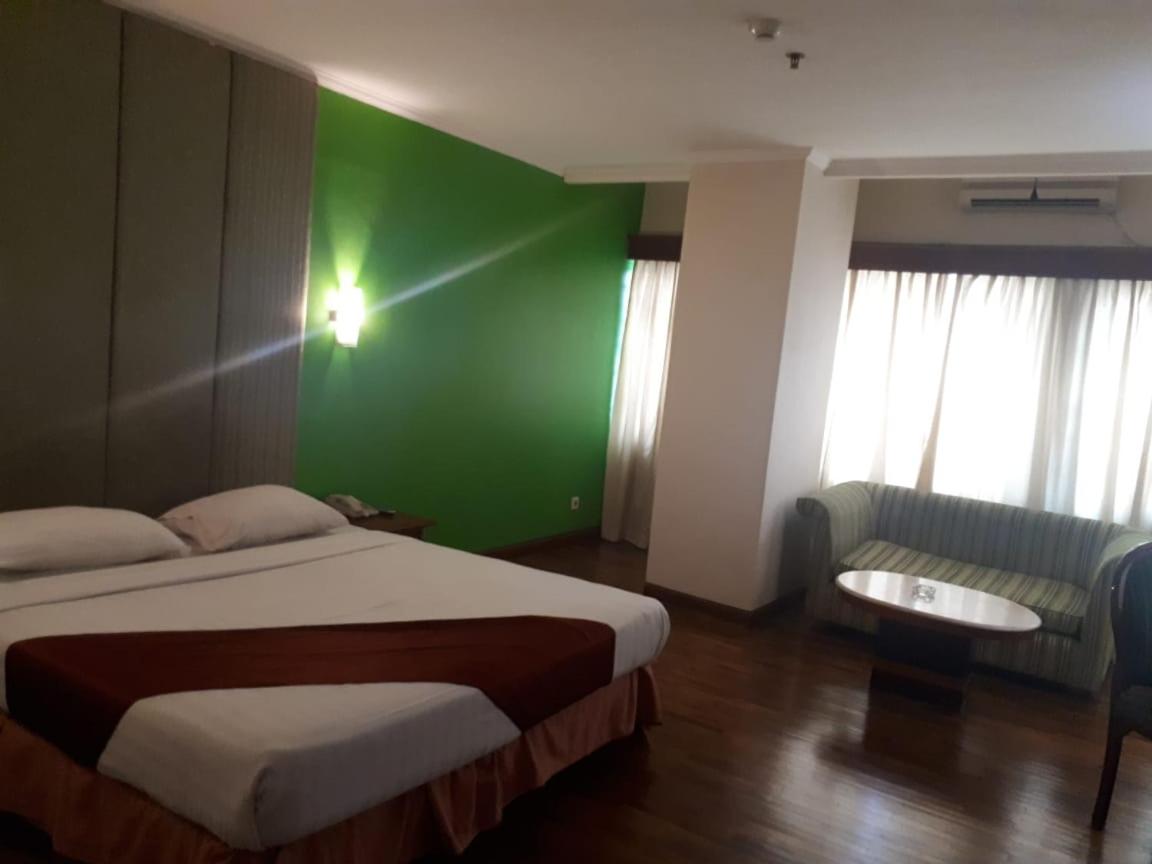 Hotel Mega Cikini 19/28