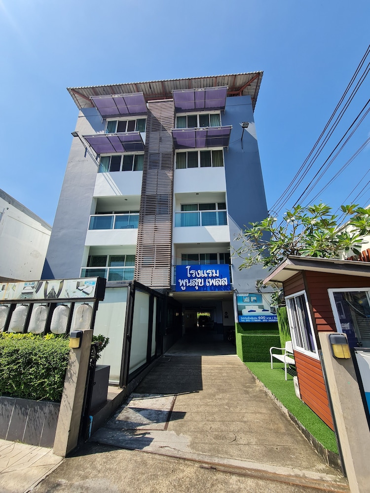 Poonsuk Place Hotel 1/22