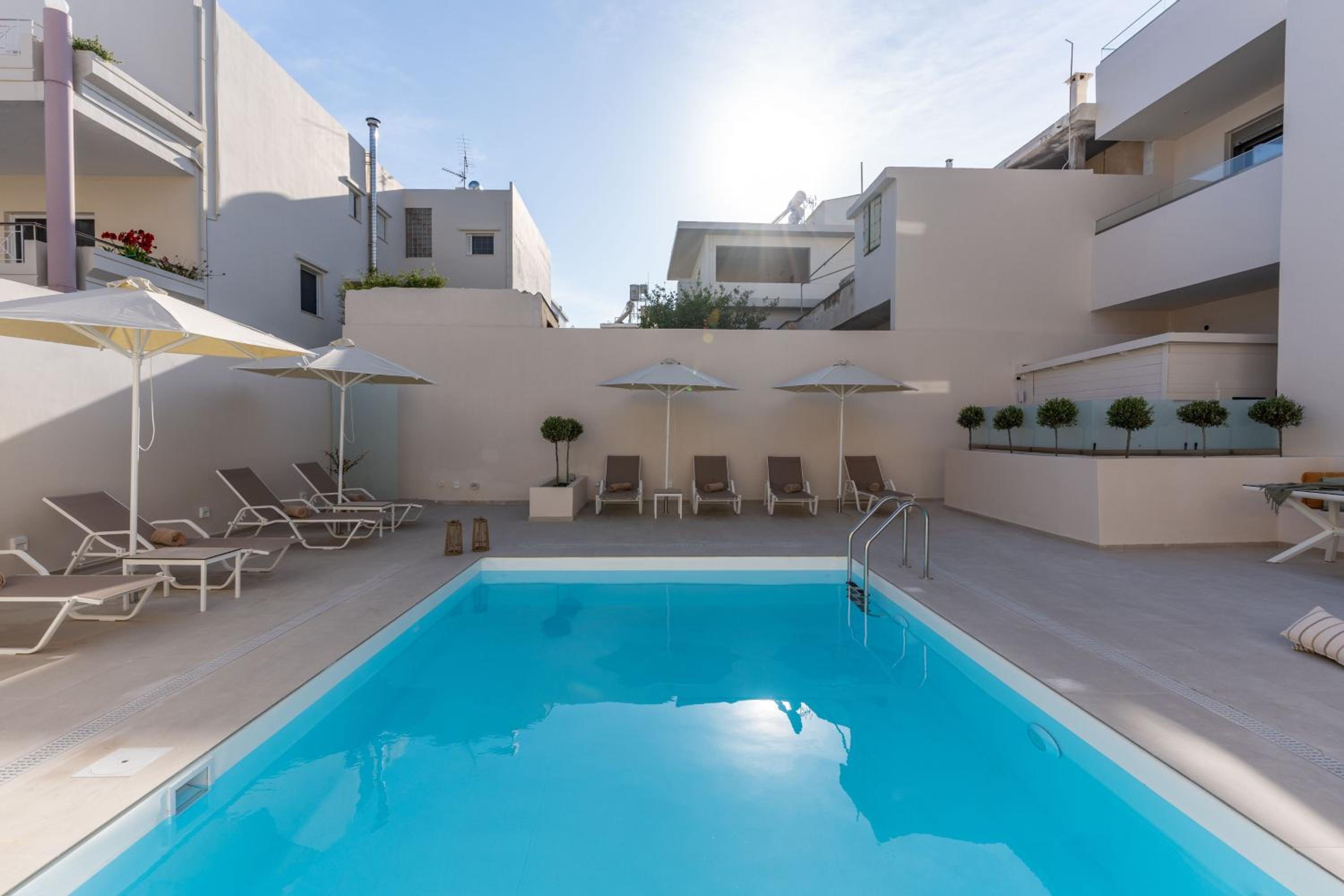 Selected Suites 13/21