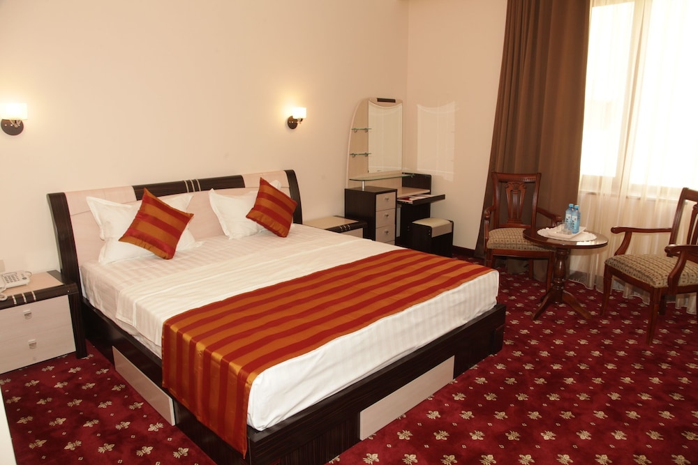 Artsakh Hotel 3/37