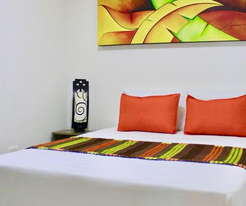 Hotel Pereira 421 20/20
