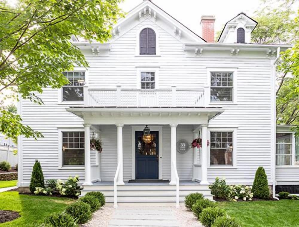33 Main - An Annie Selke Luxury Lodging Experience 2/21
