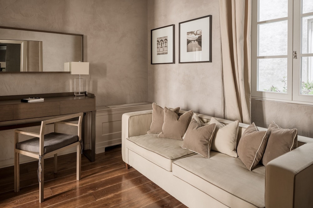 Ricasoli Firenze Luxury Apartments | UNA Esperienze 9/23
