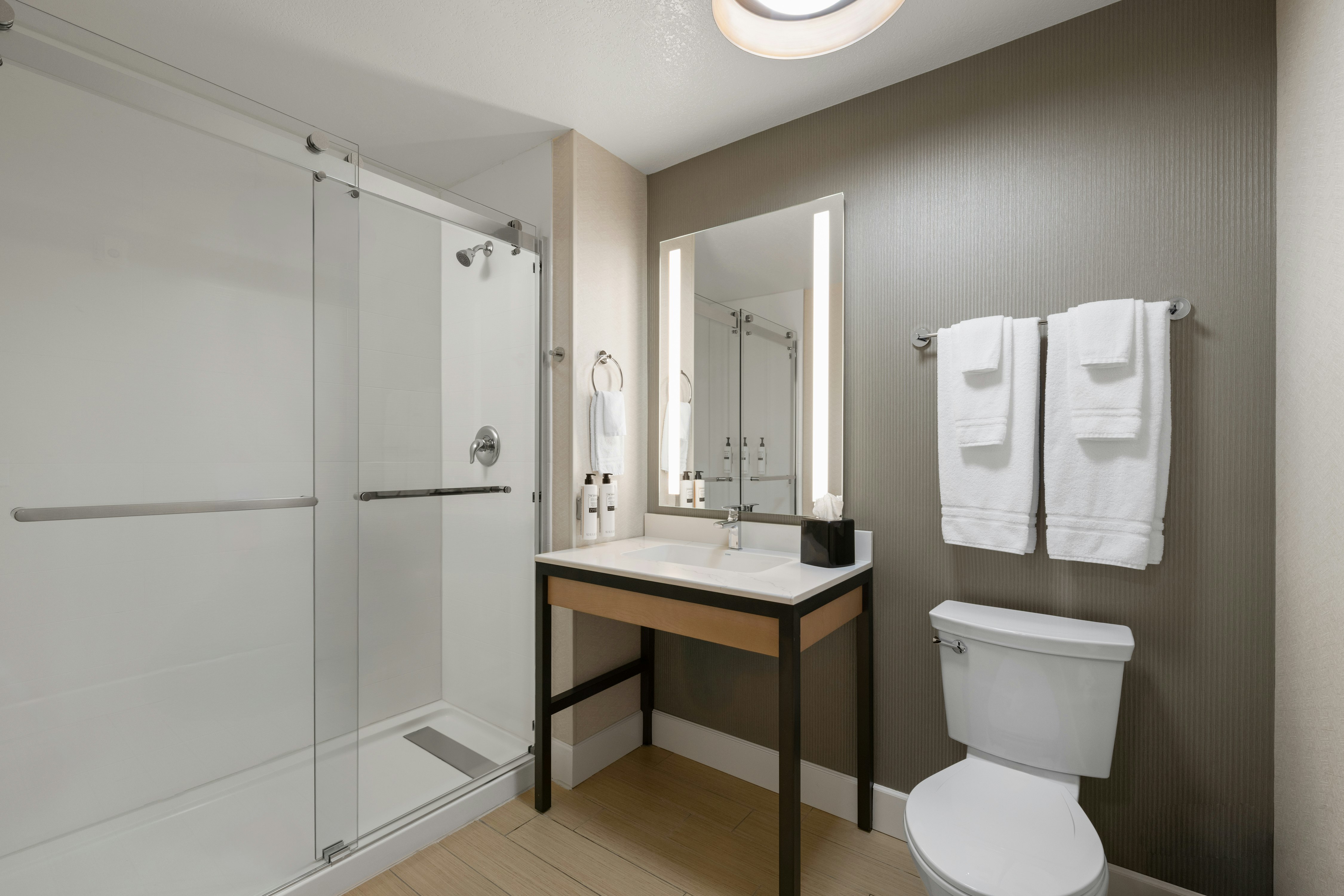 Hilton Garden Inn Portland Airport, OR 30/32