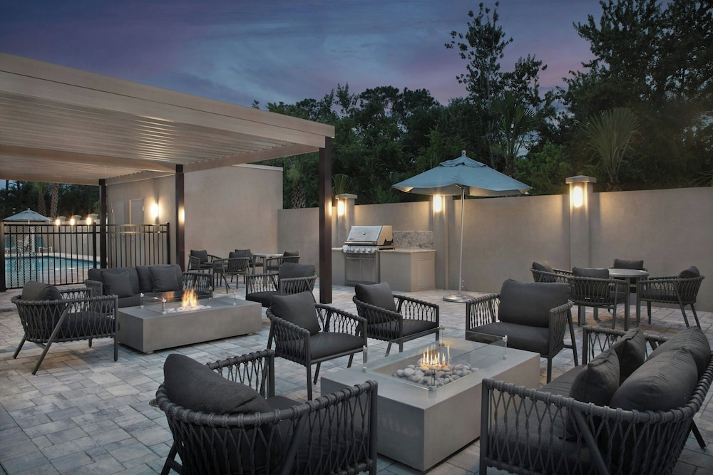 TownePlace Suites by Marriott Jacksonville Mayport 30/50