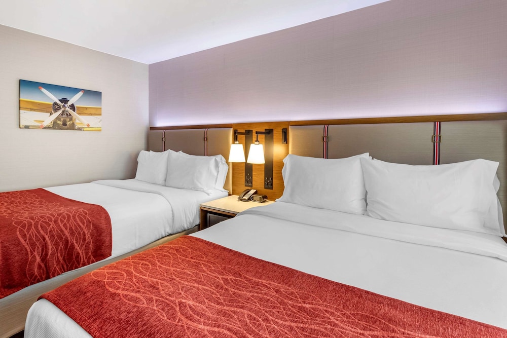 STANDARD, 2 QUEEN BEDS