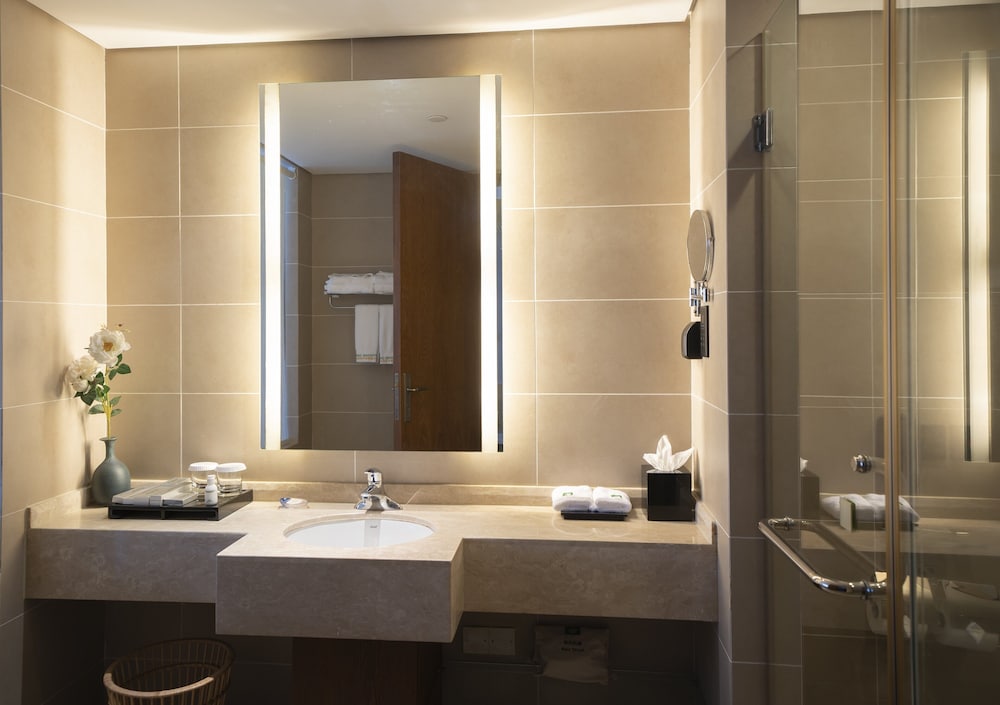 Wyndham Garden Lingshui 33/35