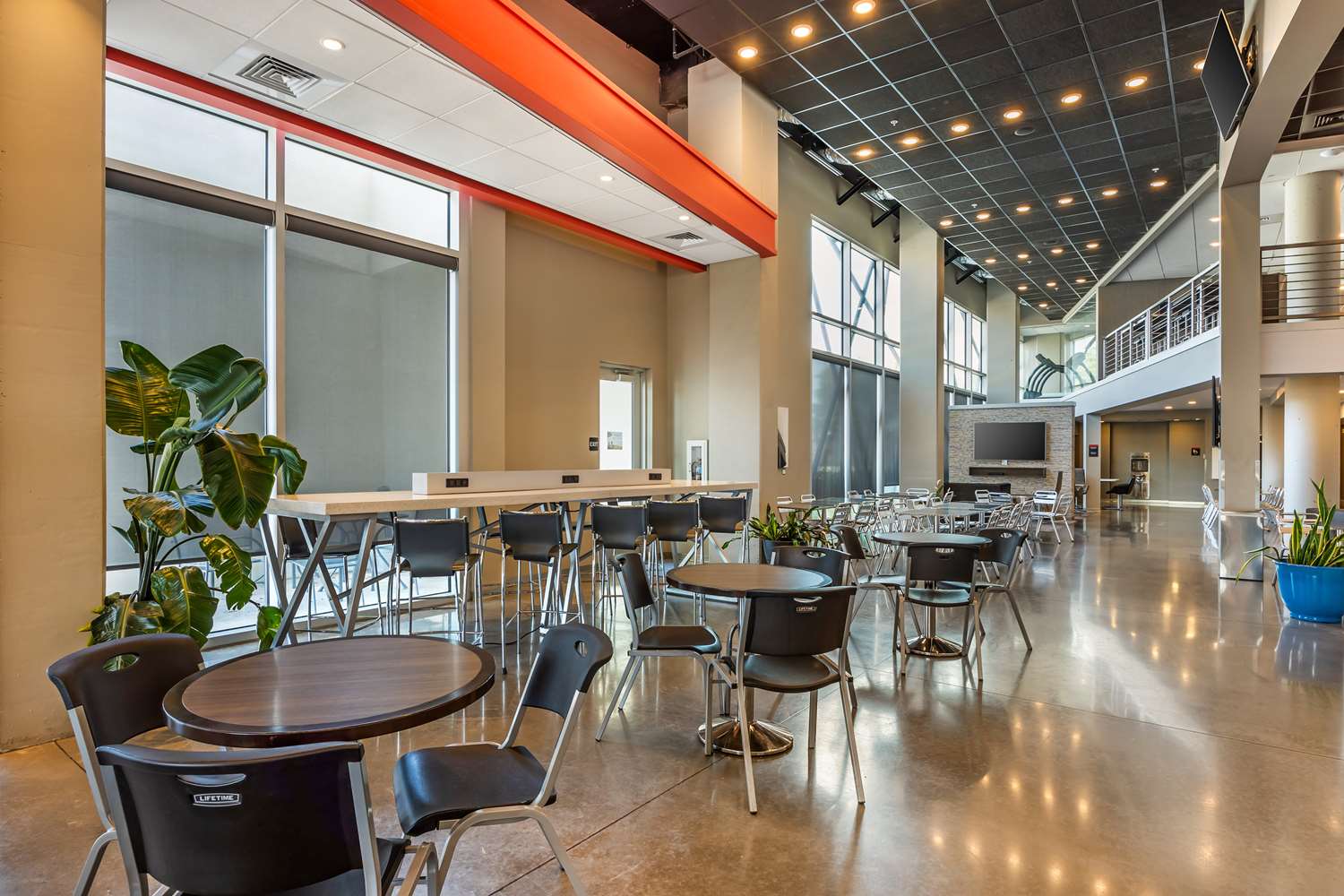 Best Western Premier Springfield Plaza District Hotel 24/36