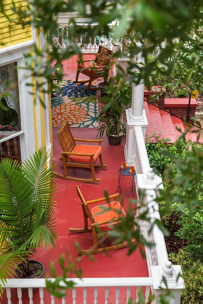 Azalea Inn and Villas 62/71
