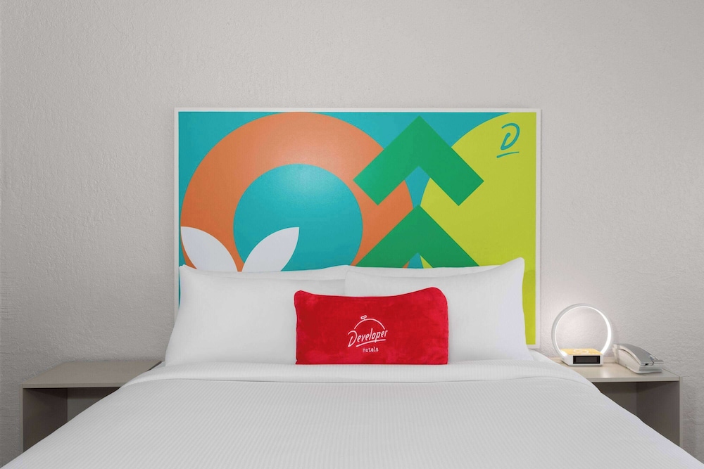 Travelodge by Wyndham Orlando Lake Buena Vista South 18/33