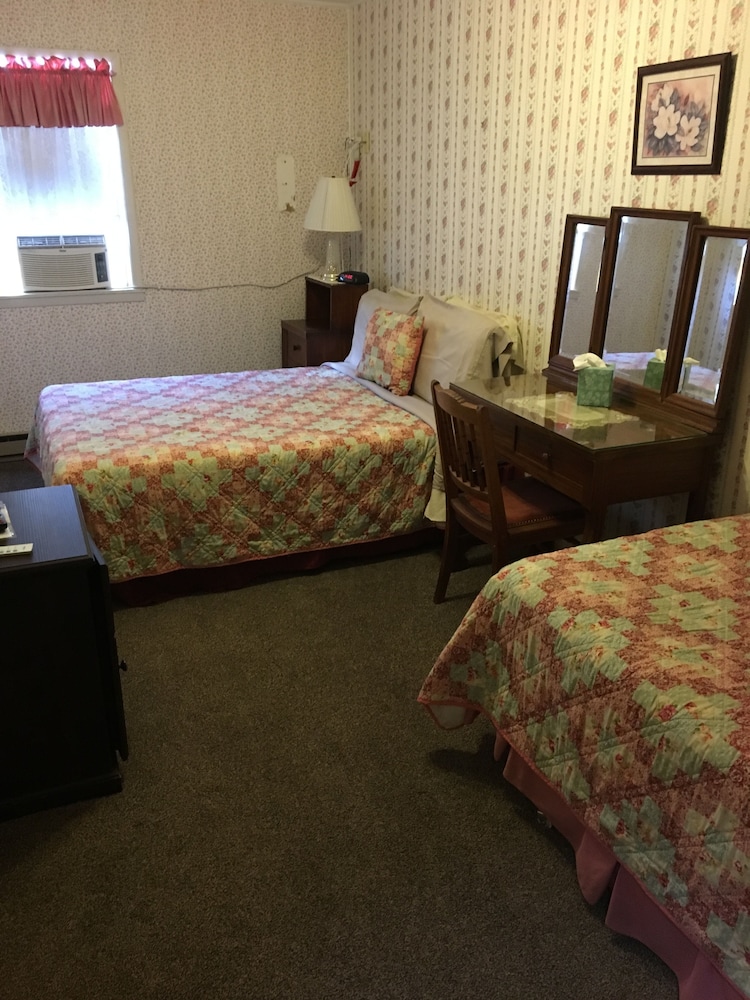 The Courtland Hotel and Day Spa 22/76