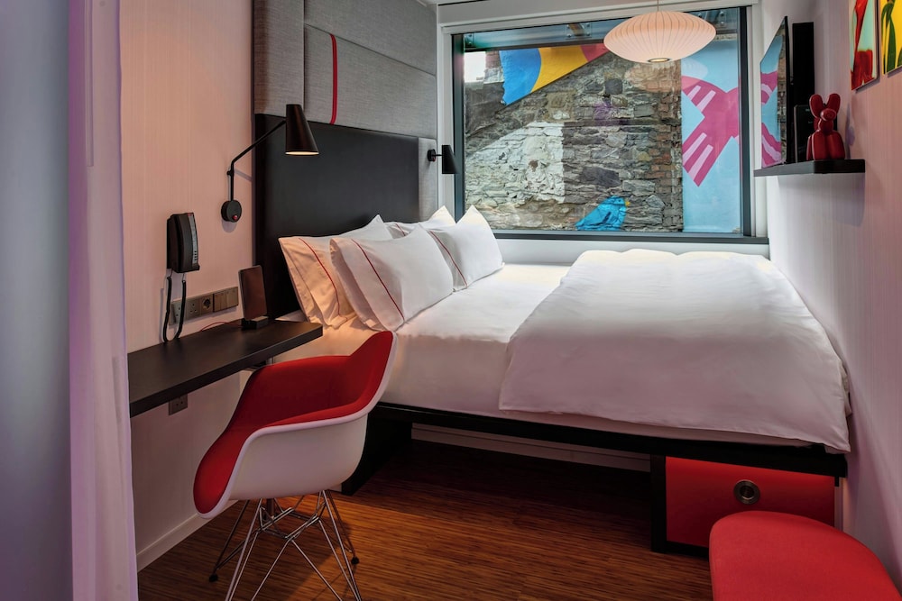 غرفة بسرير كينج، citizenM Dublin St Patricks 8/10