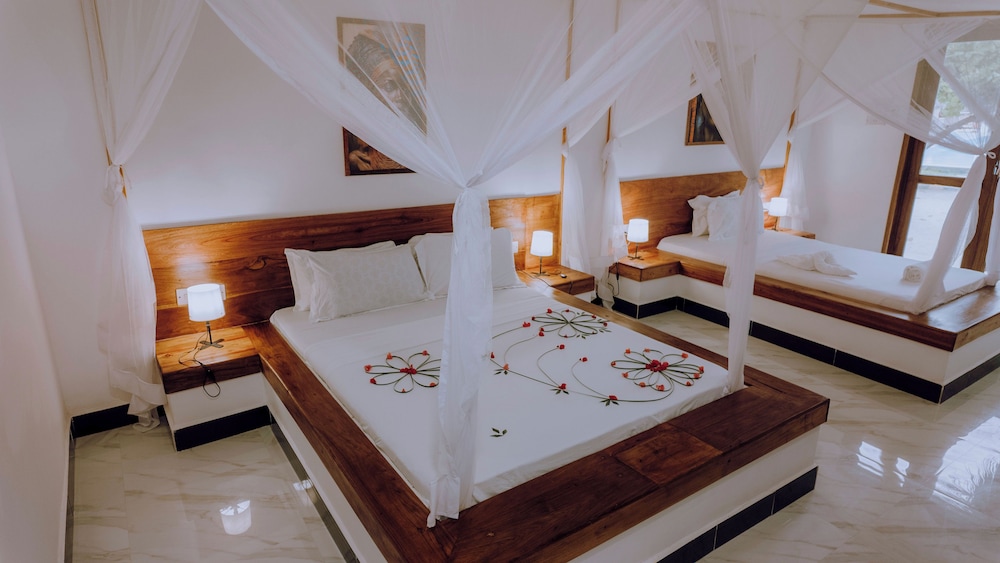 Jambo Resort by Mambo Hotels 9/50