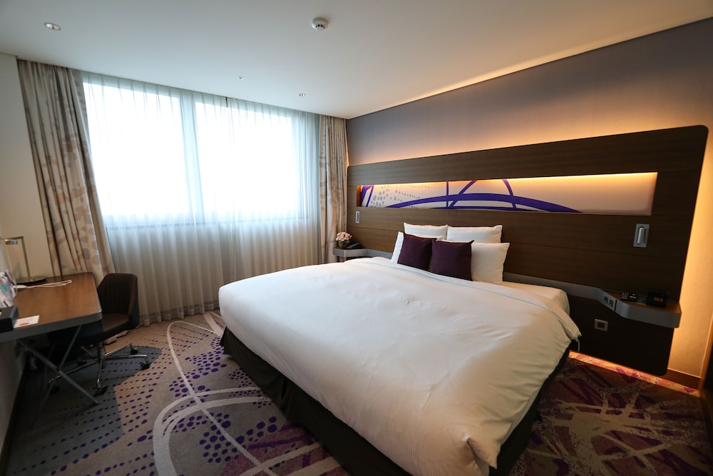Novotel Ambassador Suwon 15/69