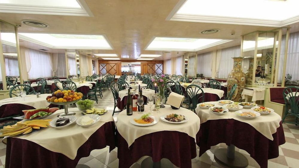 Park Hotel Cellini 33/50