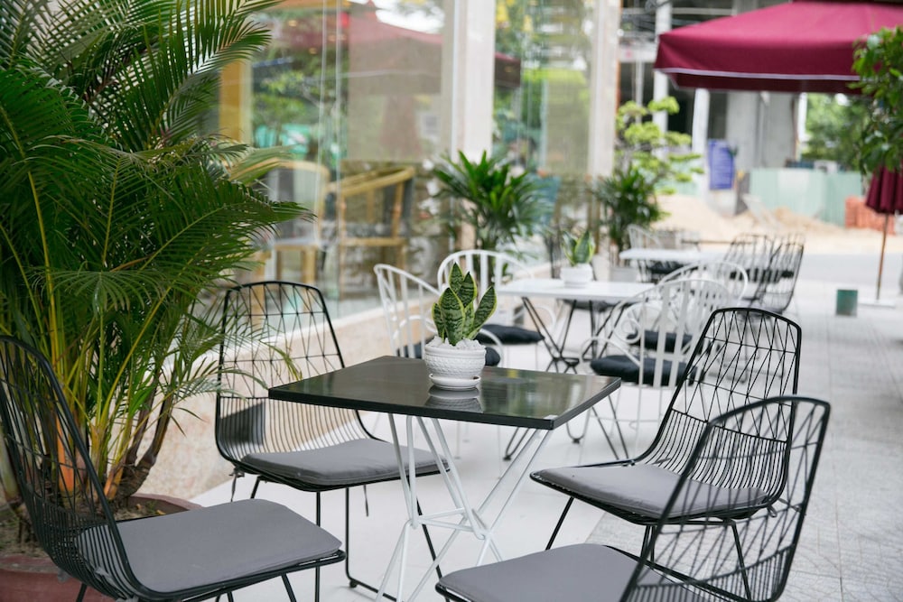 Rosabella Boutique Hotel 51/59
