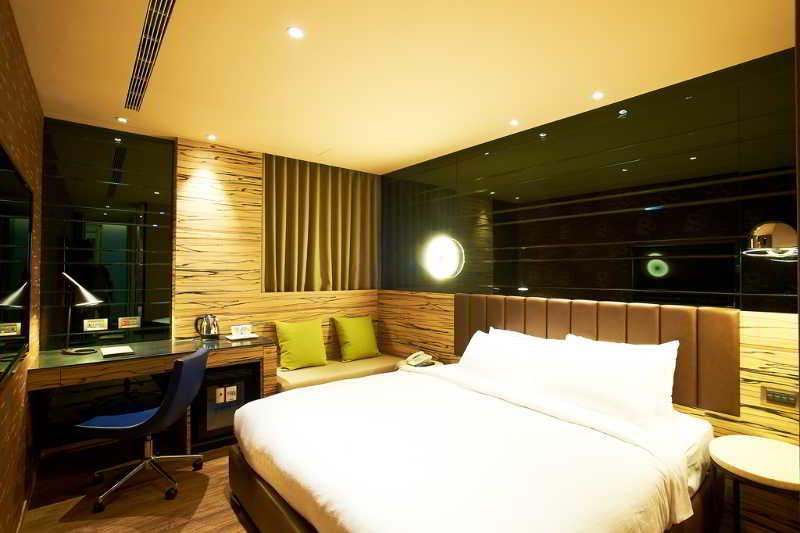 Royal Group Hotel Bo Ai Branch 14/28