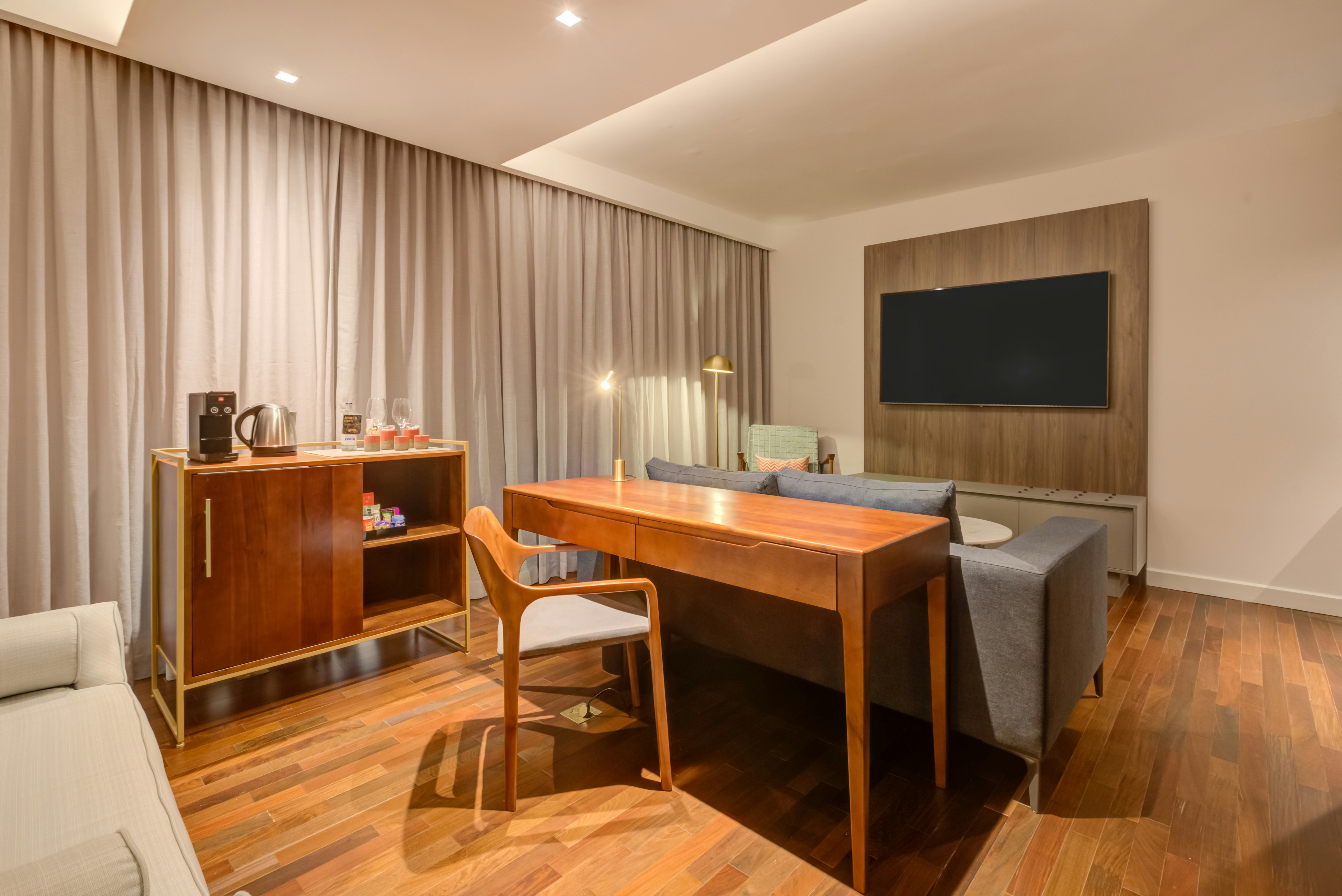 Qoya Sao Paulo Paulista, Curio Collection by Hilton 40/50