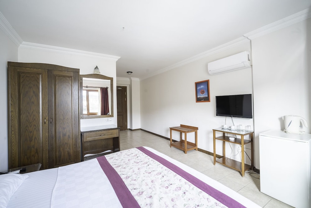 Fora Apart Hotel 5/49