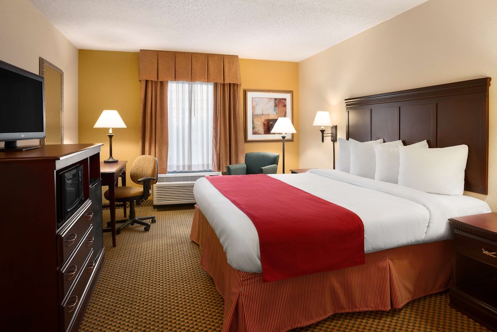 Wingate by Wyndham Jacksonville FL 19/57