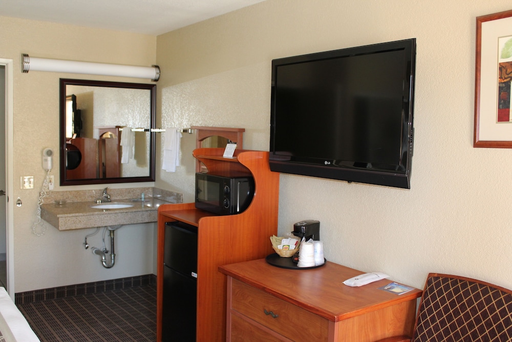 Best Western Cajon Pass 44/54
