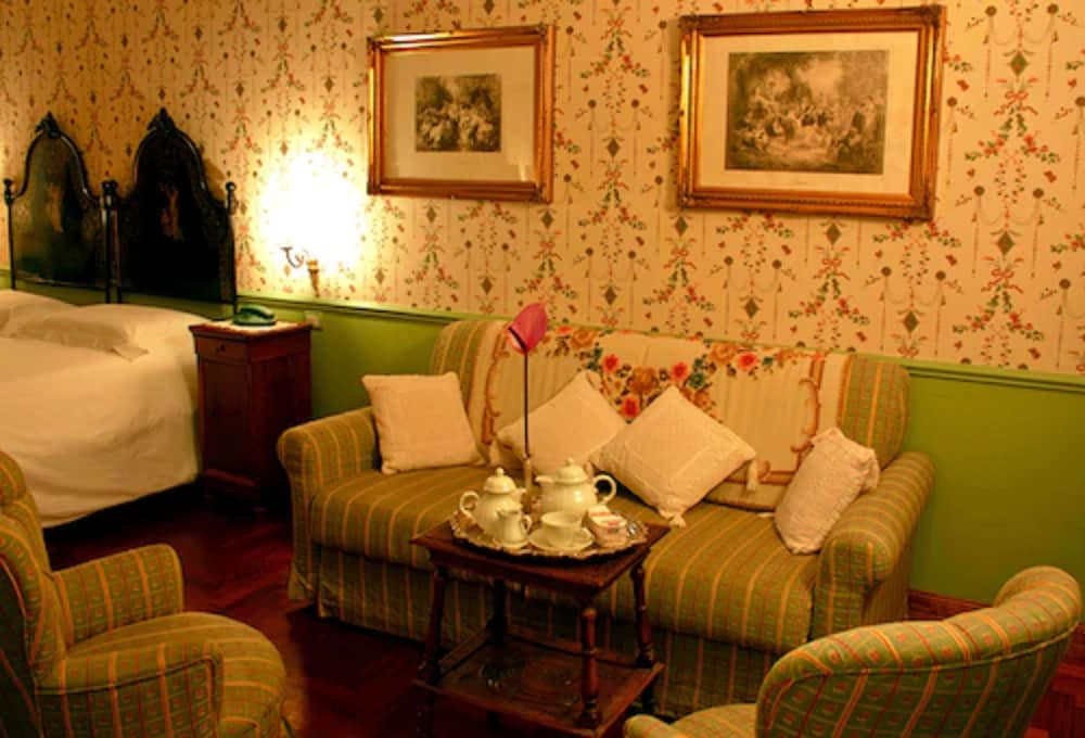 Villa Del Bosco And Vdb Next Hotel And Event Living 55/67