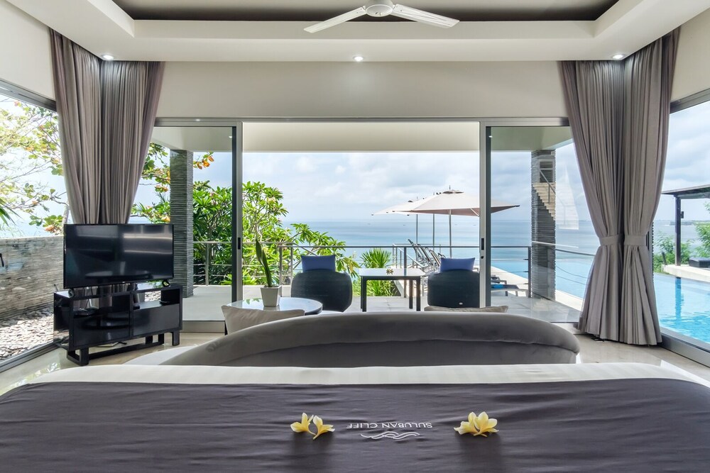 Suluban Cliff Bali Villa 6/50