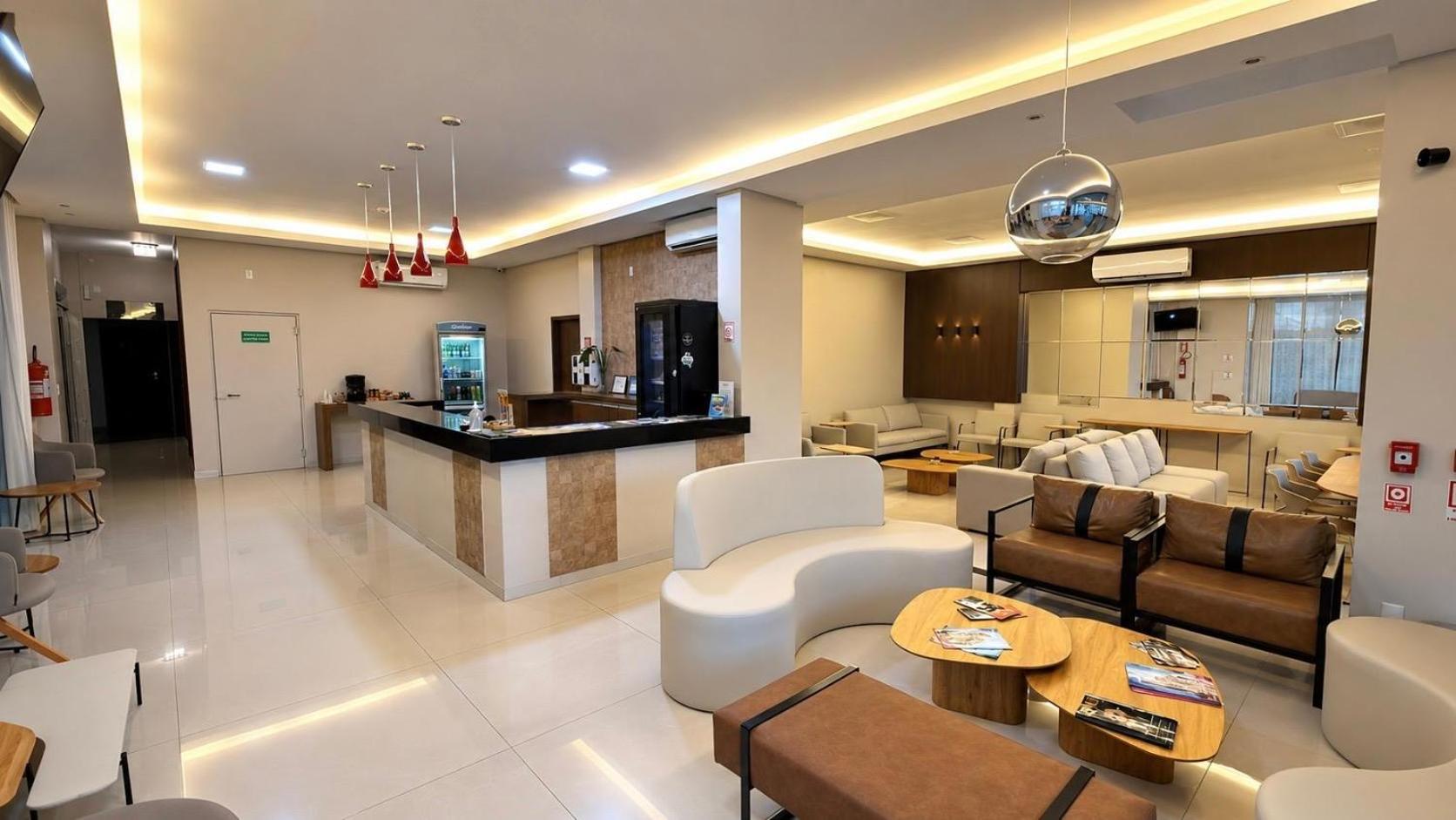 Mac Hotel 3/46
