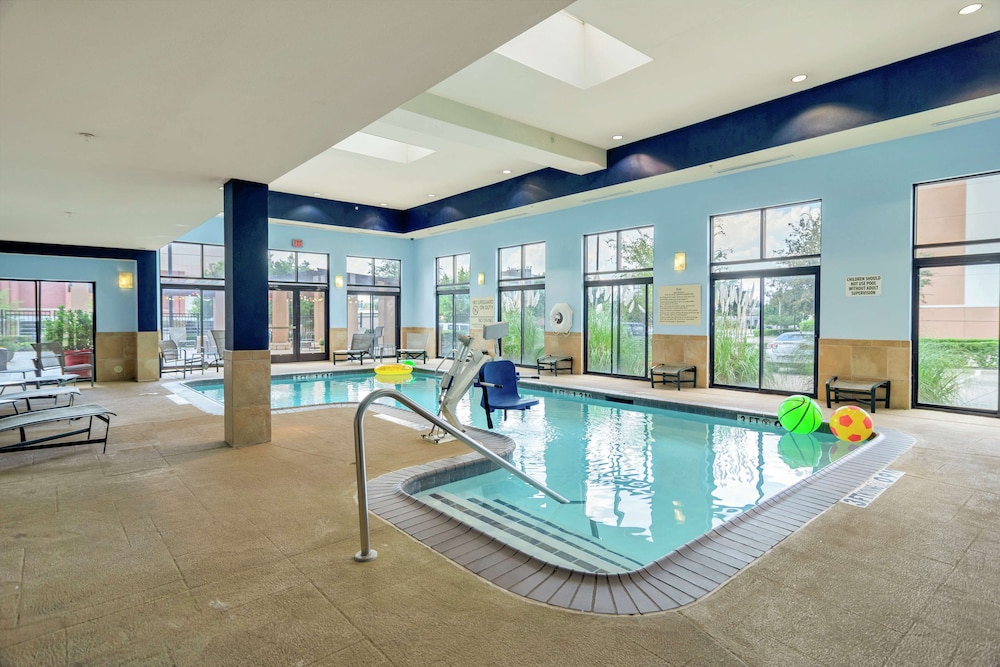 swimming pool spa