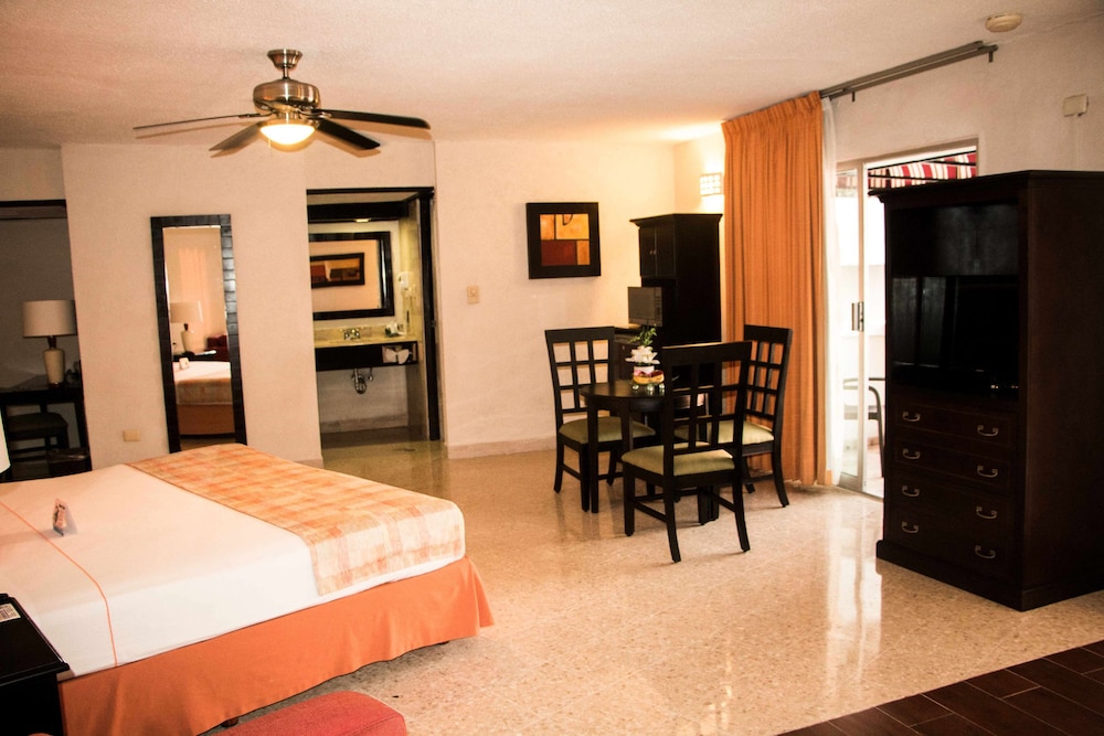 Best Western Hotel Posada Freeman Zona Dorada 21/54