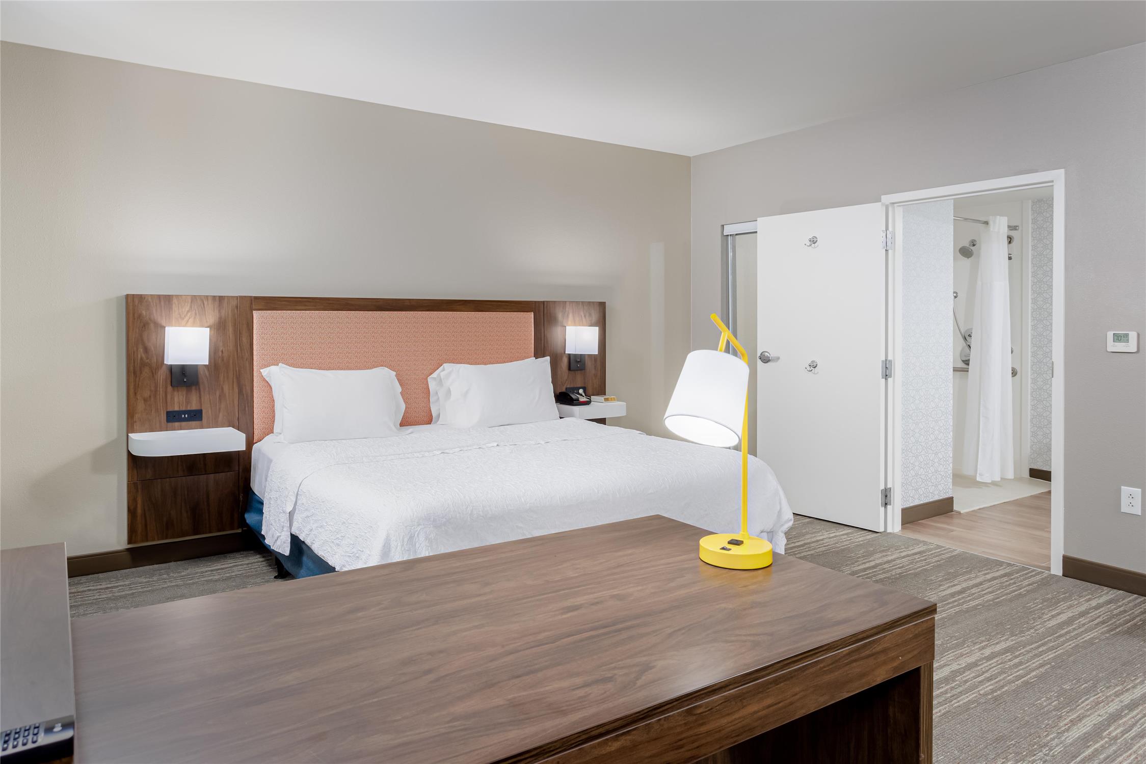 Room, King Bed, Accessible