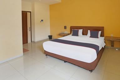 Indonesia, Deluxe, Double Bed