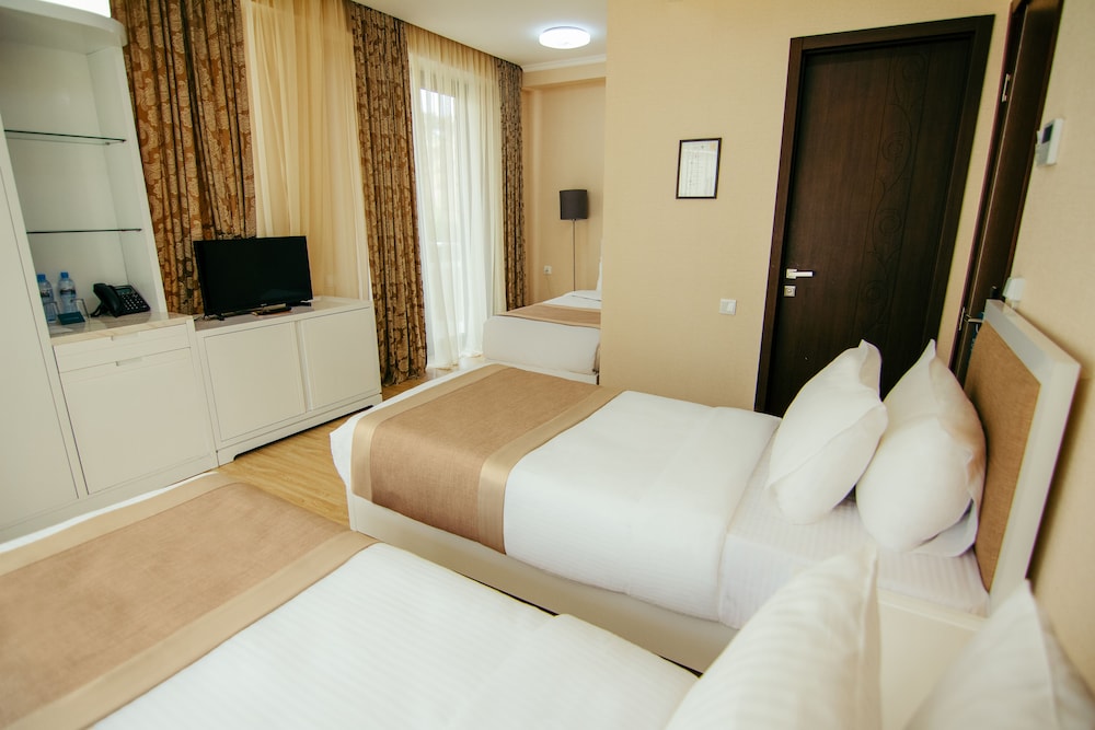 Lisi Hills Hotel 14/50