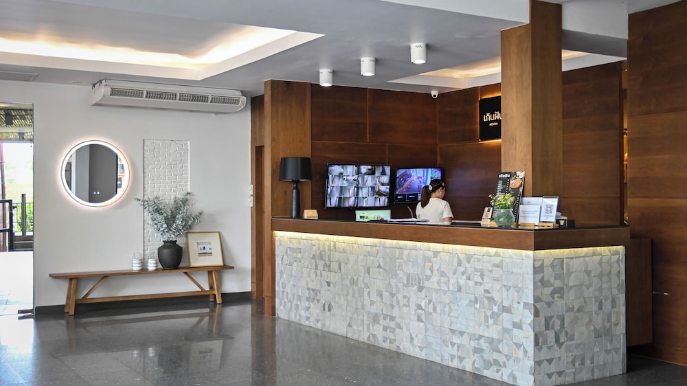 Oun Hotel Bangkok 11/54